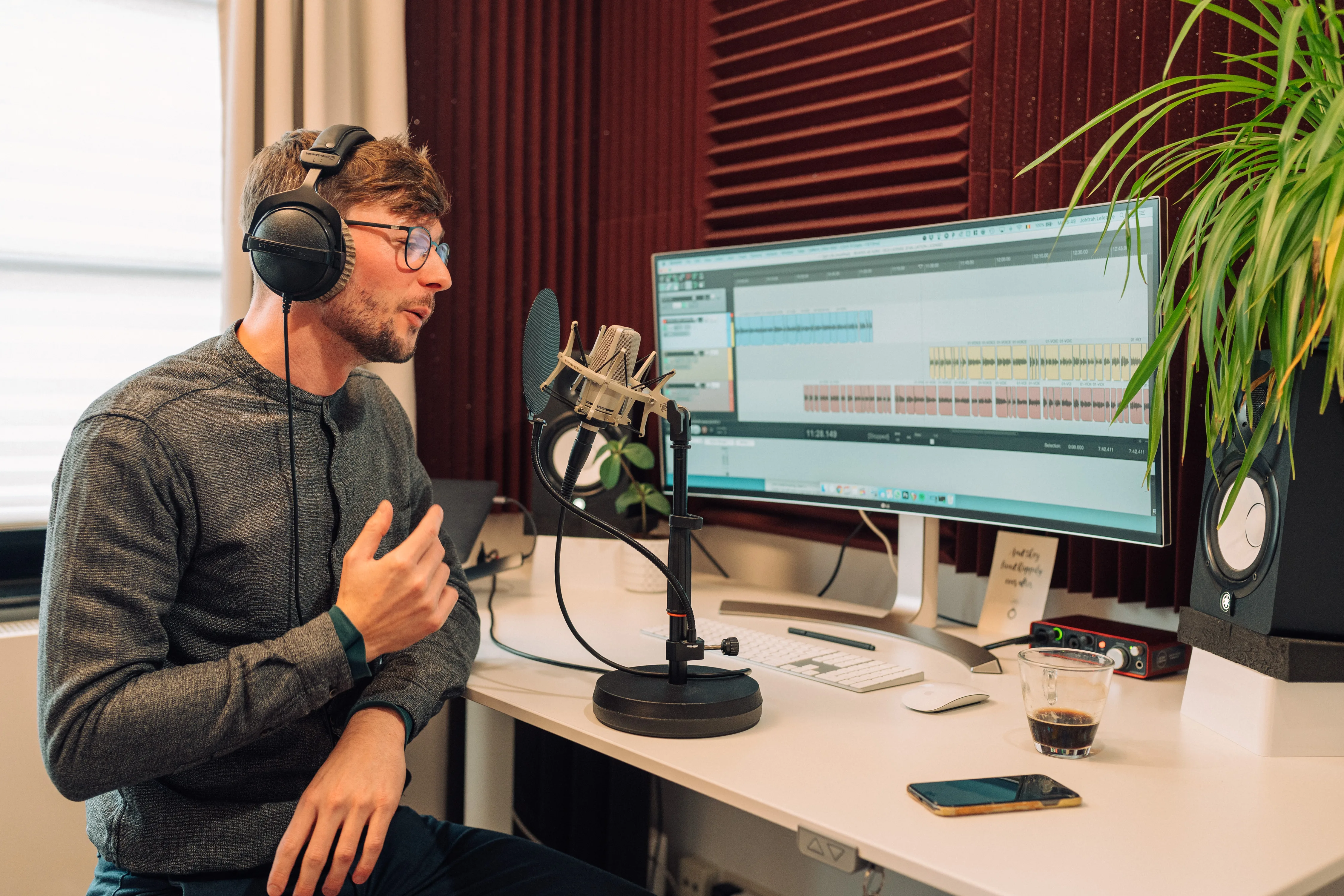 Phone Scripts for a Production Company: 5 Concrete Improvements