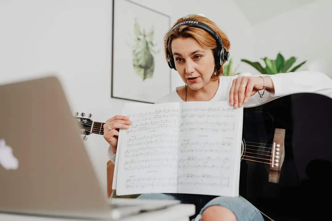 How to do voice-over pick-ups